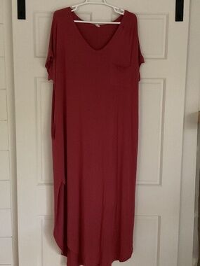 Bellamie Deep Pink Maxi Dress with Side Pockets